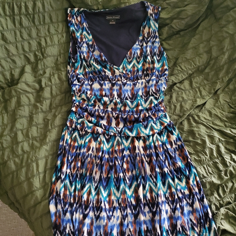 SOLD👗JESSICA HOWARD SIZE 10 FLOWY DRESS👗